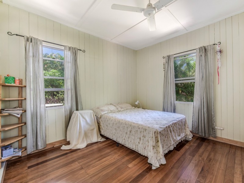 17 Mountain Street, Pomona QLD 4568