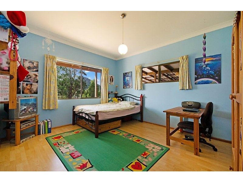 46 Mountain View Road, Pinbarren QLD 4568