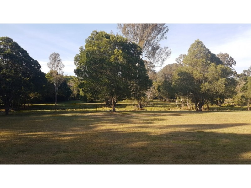 12 Coachhouse Road, Pinbarren QLD 4568