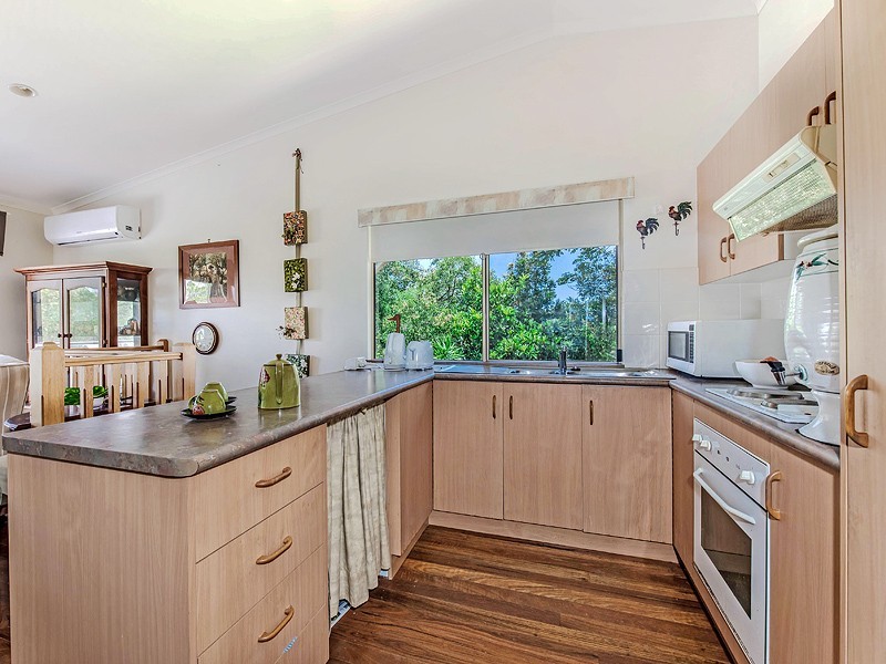 6/16a Kauri Street, Cooroy QLD 4563