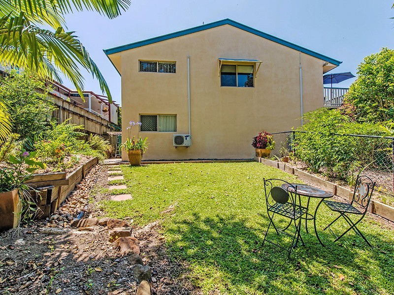 6/16a Kauri Street, Cooroy QLD 4563