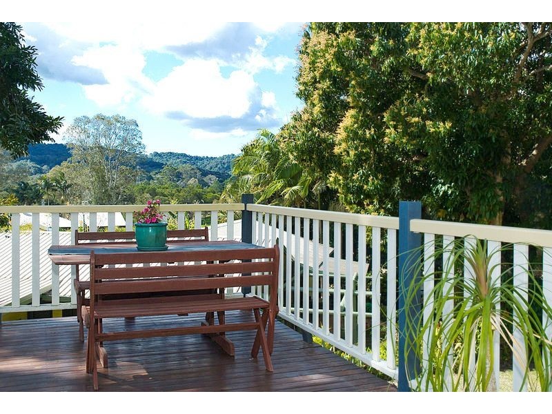 12 Henry Street, Cooran QLD 4569