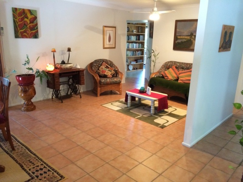 10 Henry Street, Cooran QLD 4569