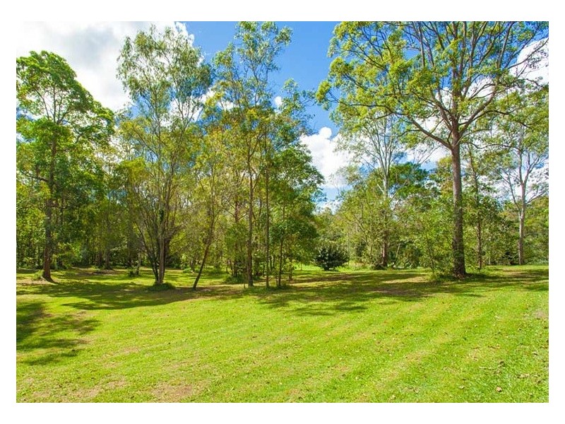 135 Pioneer Road, Pomona QLD 4568