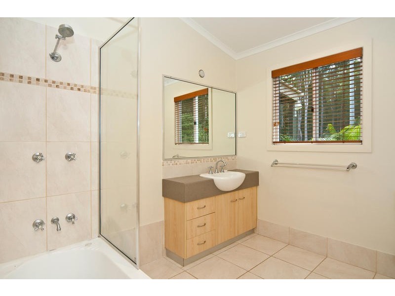 63 Stratford Park Drive, Pomona QLD 4568