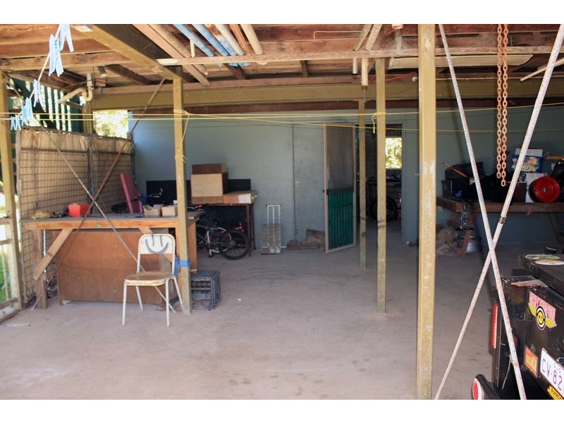 24 Reserve Street, Pomona QLD 4568