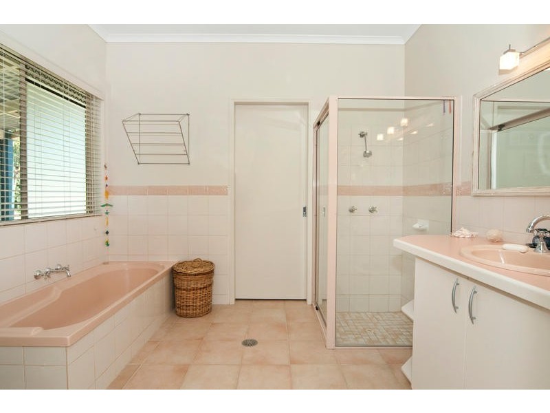 1099 Pomona Kin Kin Road, Kin Kin QLD 4571