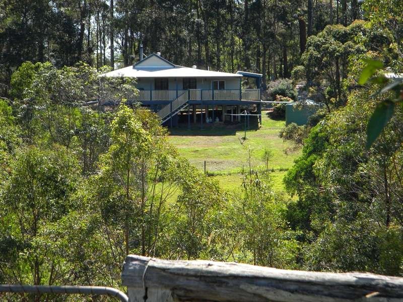 18 Mitchell Court, Cooran QLD 4569