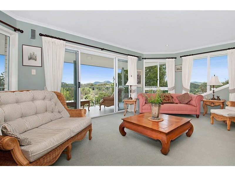 12 Fantail Crescent, Cooroy QLD 4563