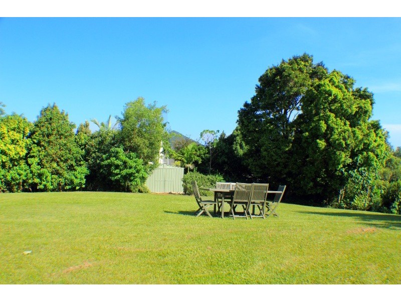 12 Fantail Crescent, Cooroy QLD 4563