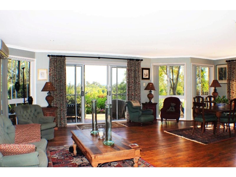 12 Fantail Crescent, Cooroy QLD 4563