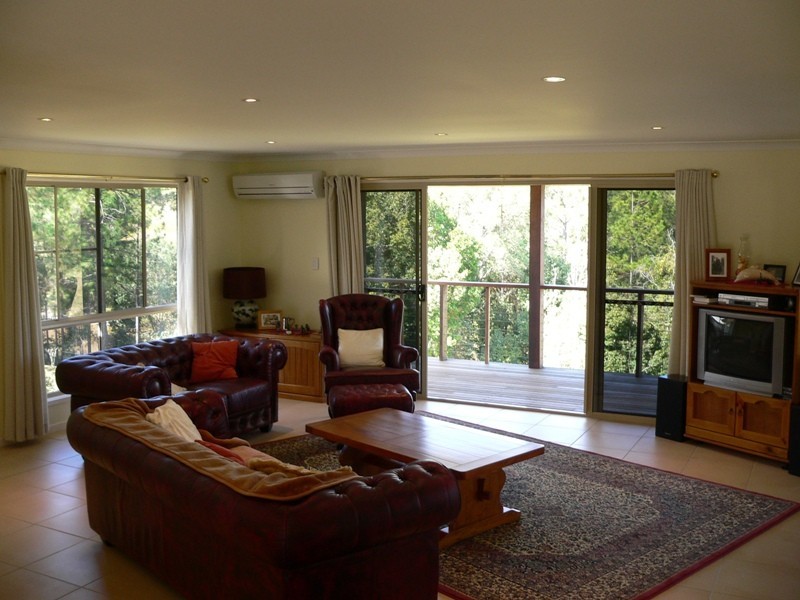 32 Tanderra Drive, Cooran QLD 4569