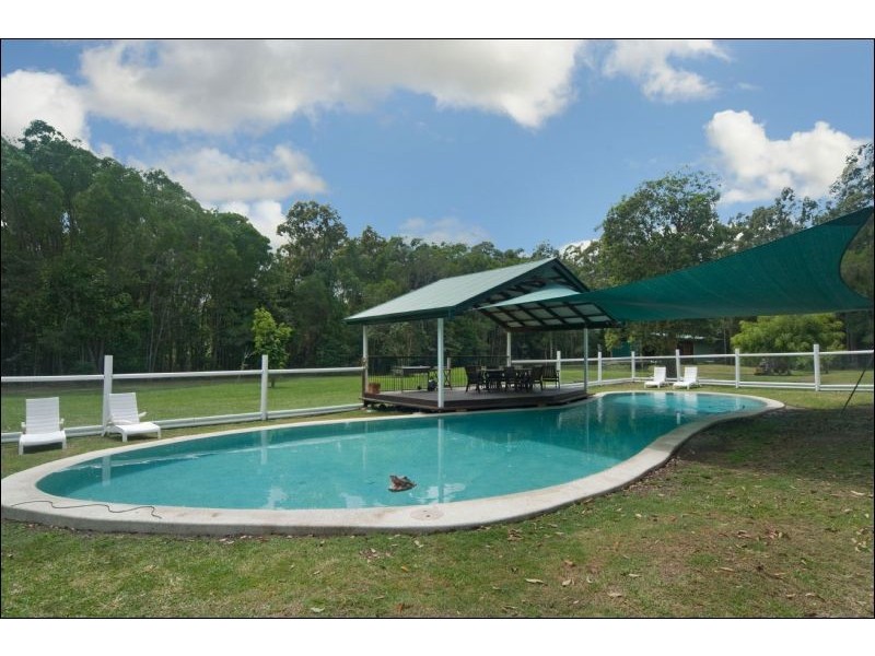 Cootharaba QLD 4565