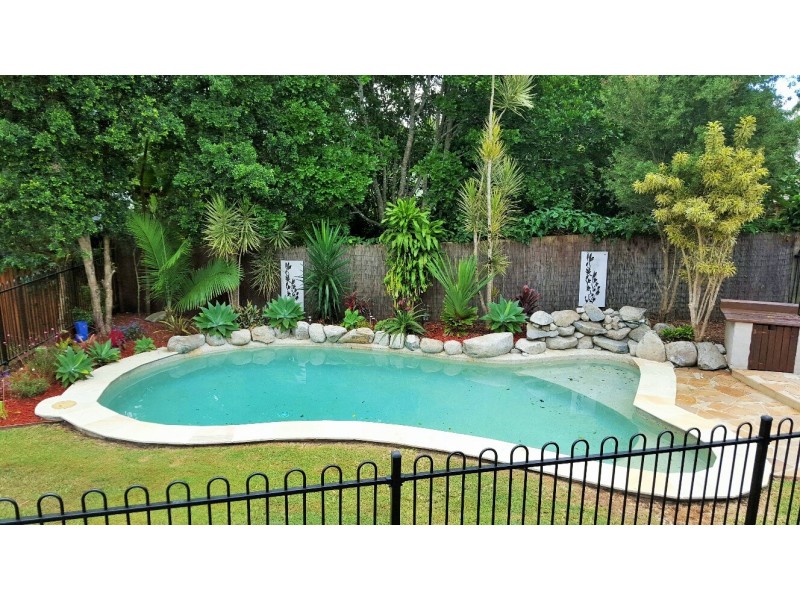 11 Lenske Lane, Cooran QLD 4569