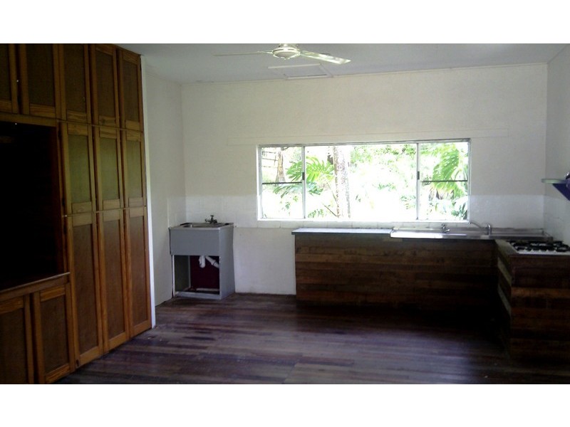 182 Old Ceylon Road, Cooroy QLD 4563