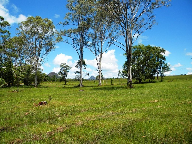 628 Traveston Road, Traveston QLD 4570