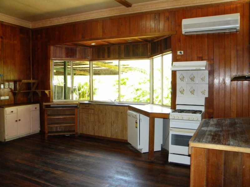 628 Traveston Road, Traveston QLD 4570