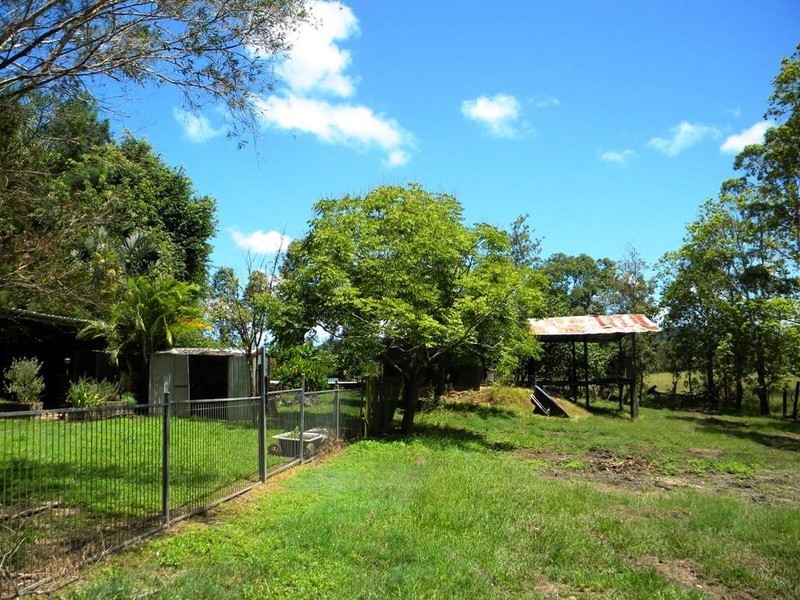628 Traveston Road, Traveston QLD 4570