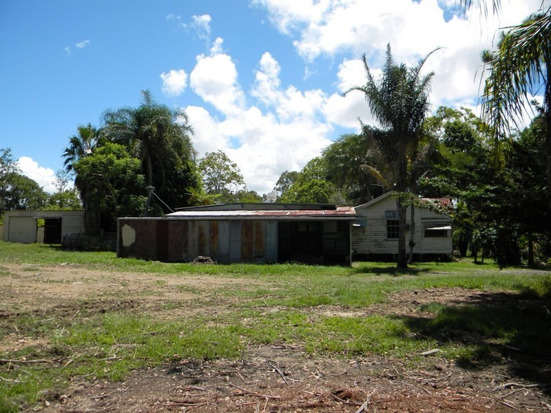 628 Traveston Road, Traveston QLD 4570