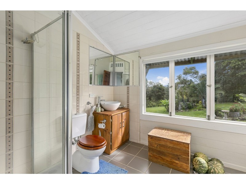 18 Robinson Road, Como QLD 4571