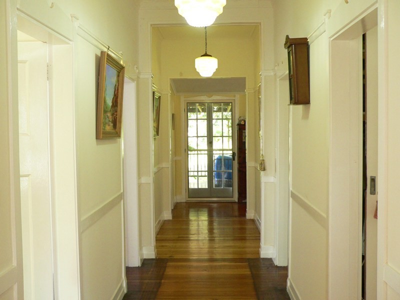 11 Pine Street, Pomona QLD 4568