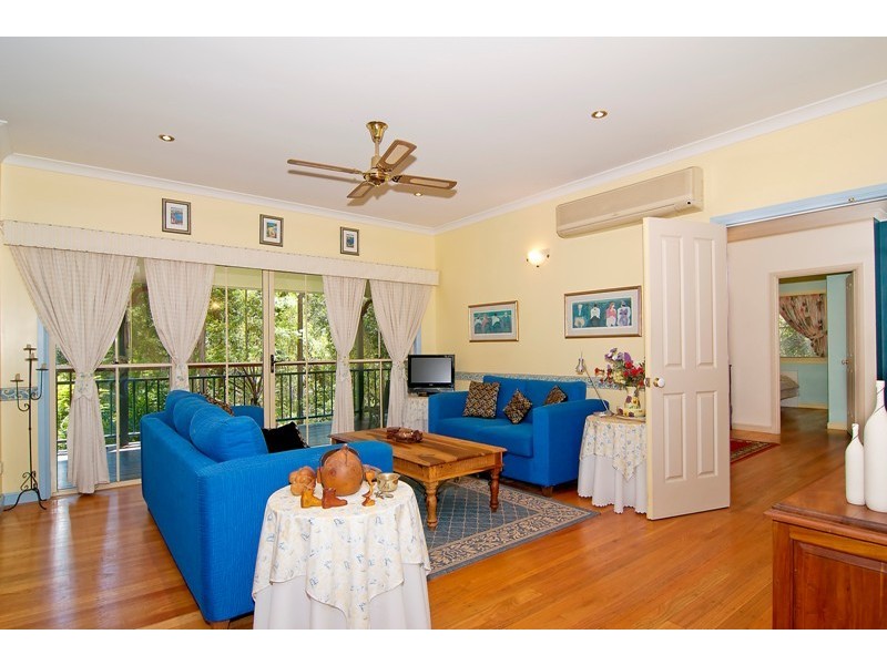 11 Bushman Court, Pomona QLD 4568