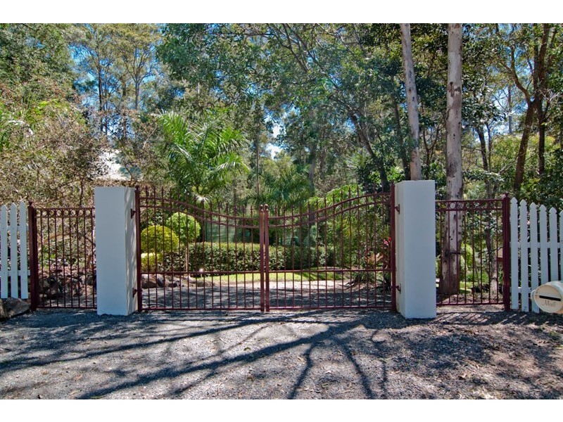 11 Bushman Court, Pomona QLD 4568