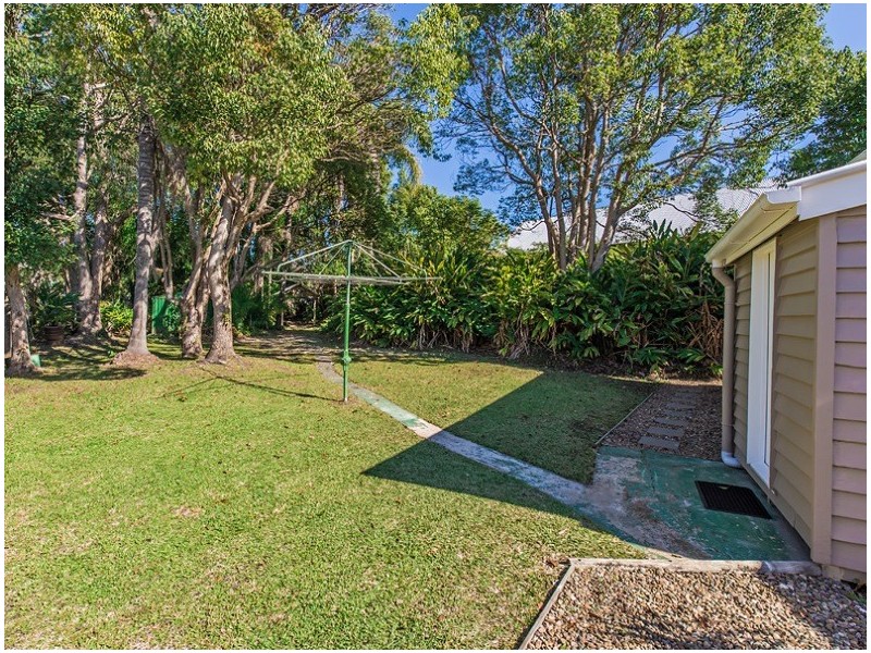 11 Station Street, Pomona QLD 4568