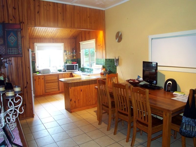 30 Pavilion Street, Pomona QLD 4568