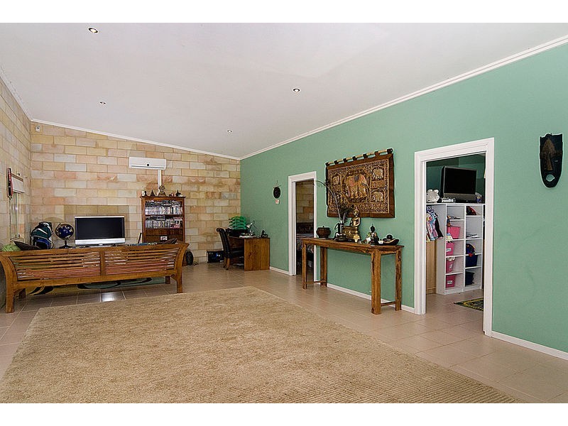 Cootharaba QLD 4565