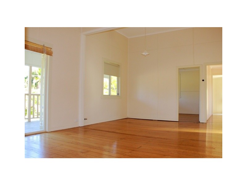 13 Station Street, Pomona QLD 4568