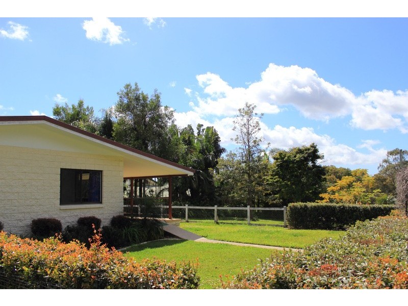 80 Mary River Rd, Cooroy QLD 4563