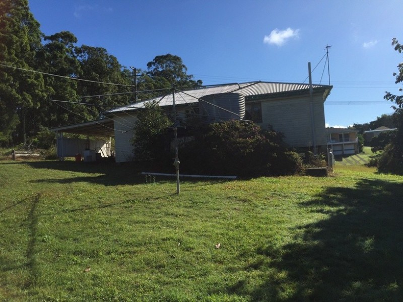 1 Red Street, Pomona QLD 4568