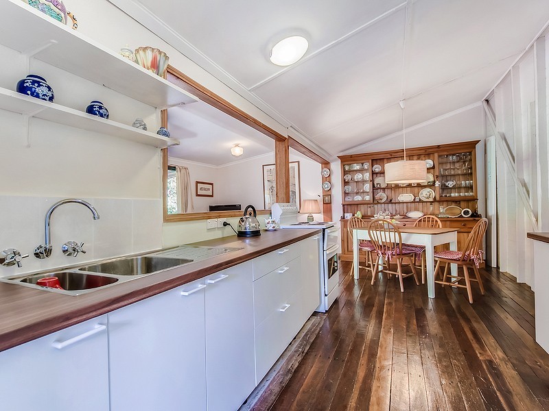 42 Pavilion Street, Pomona QLD 4568