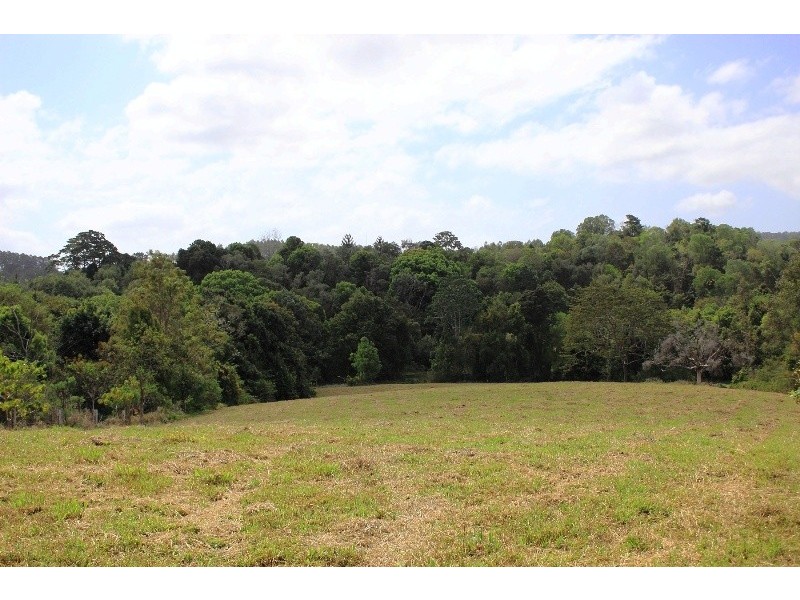 129 Eastern Branch Rd, Kin Kin QLD 4571