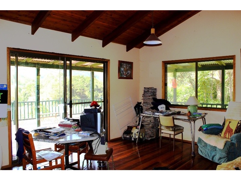 129 Eastern Branch Rd, Kin Kin QLD 4571