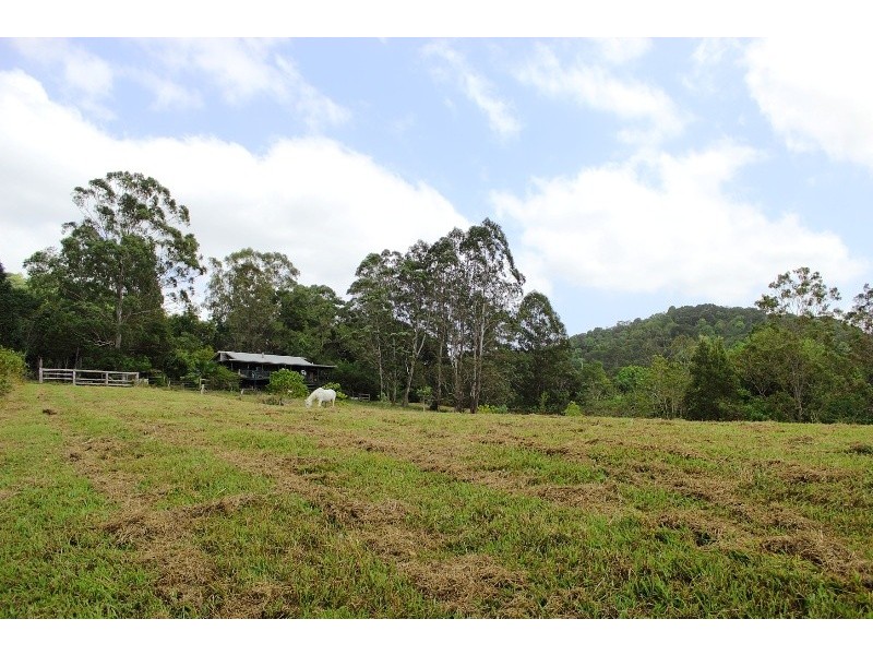 129 Eastern Branch Rd, Kin Kin QLD 4571