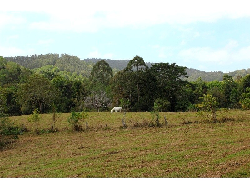 129 Eastern Branch Rd, Kin Kin QLD 4571