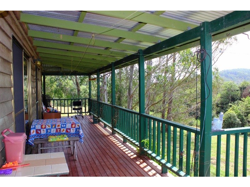 129 Eastern Branch Rd, Kin Kin QLD 4571