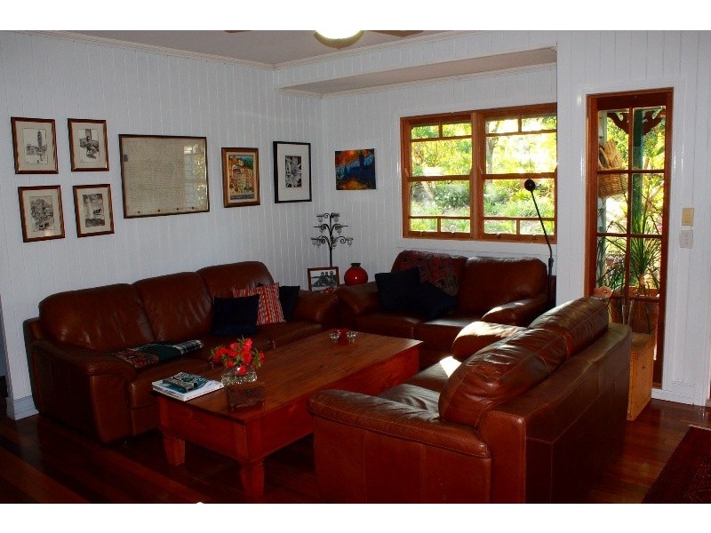 5 Settlers Rise, Pomona QLD 4568