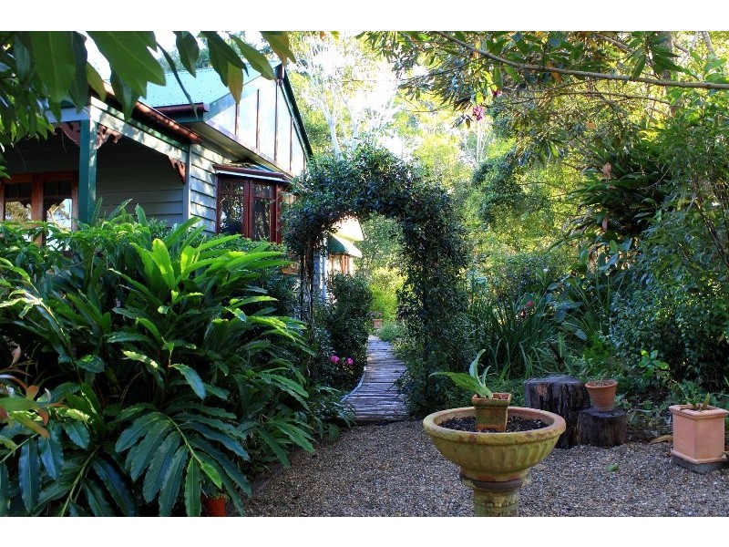 5 Settlers Rise, Pomona QLD 4568