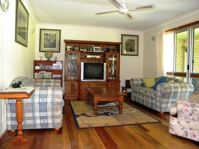 375 Traveston Road, Traveston QLD 4570