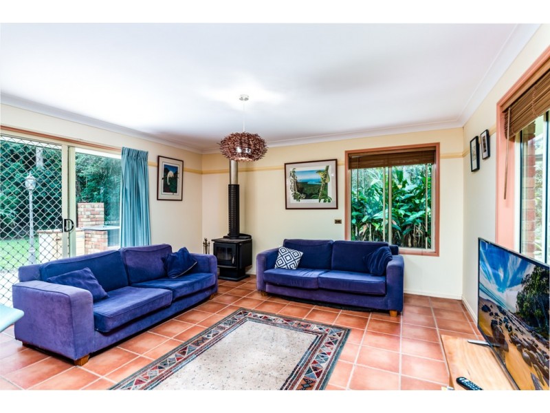 33 Stratford Park Drive, Pomona QLD 4568