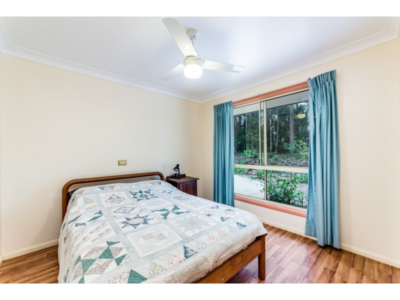 33 Stratford Park Drive, Pomona QLD 4568