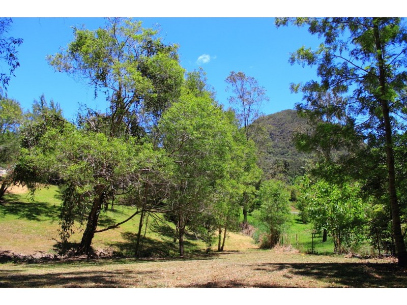 4 Martin Street, Cooran QLD 4569