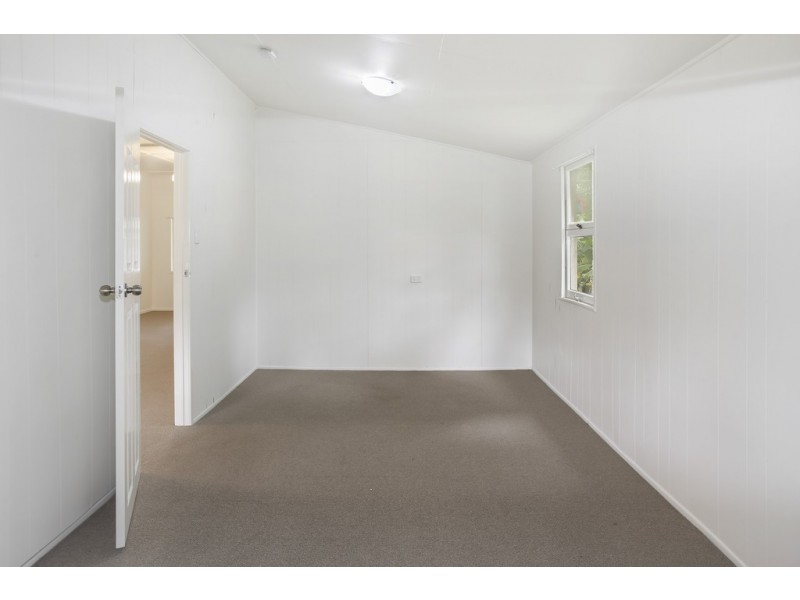 38 James Street, Cooran QLD 4569