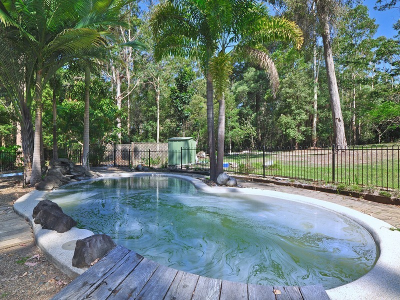 12 Tanglewood Close, Pomona QLD 4568
