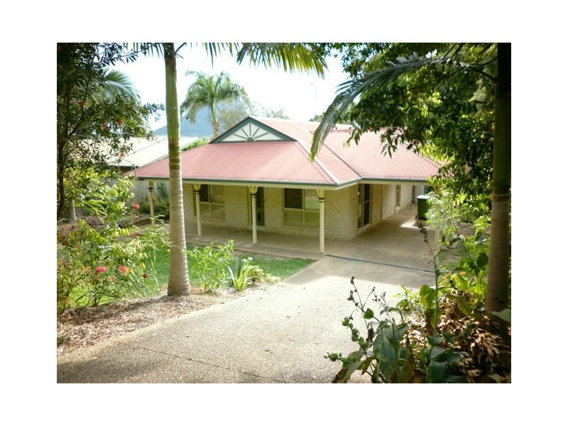 14 Cane Street, Pomona QLD 4568