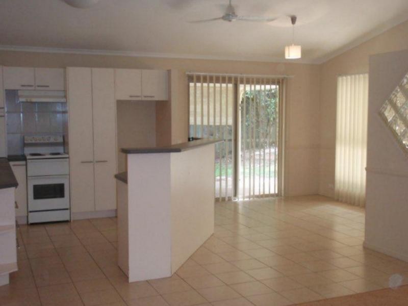 14 Cane Street, Pomona QLD 4568