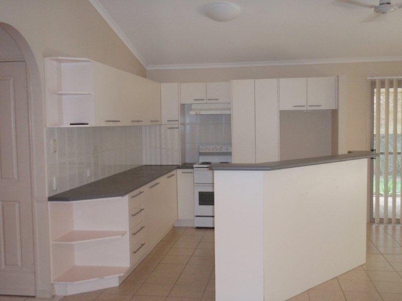 14 Cane Street, Pomona QLD 4568